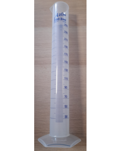 Eprouvette graduée 250ml...